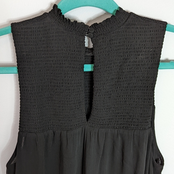 Aritzia Little Moon  sleeveless blouse Size M - Picture 3 of 3
